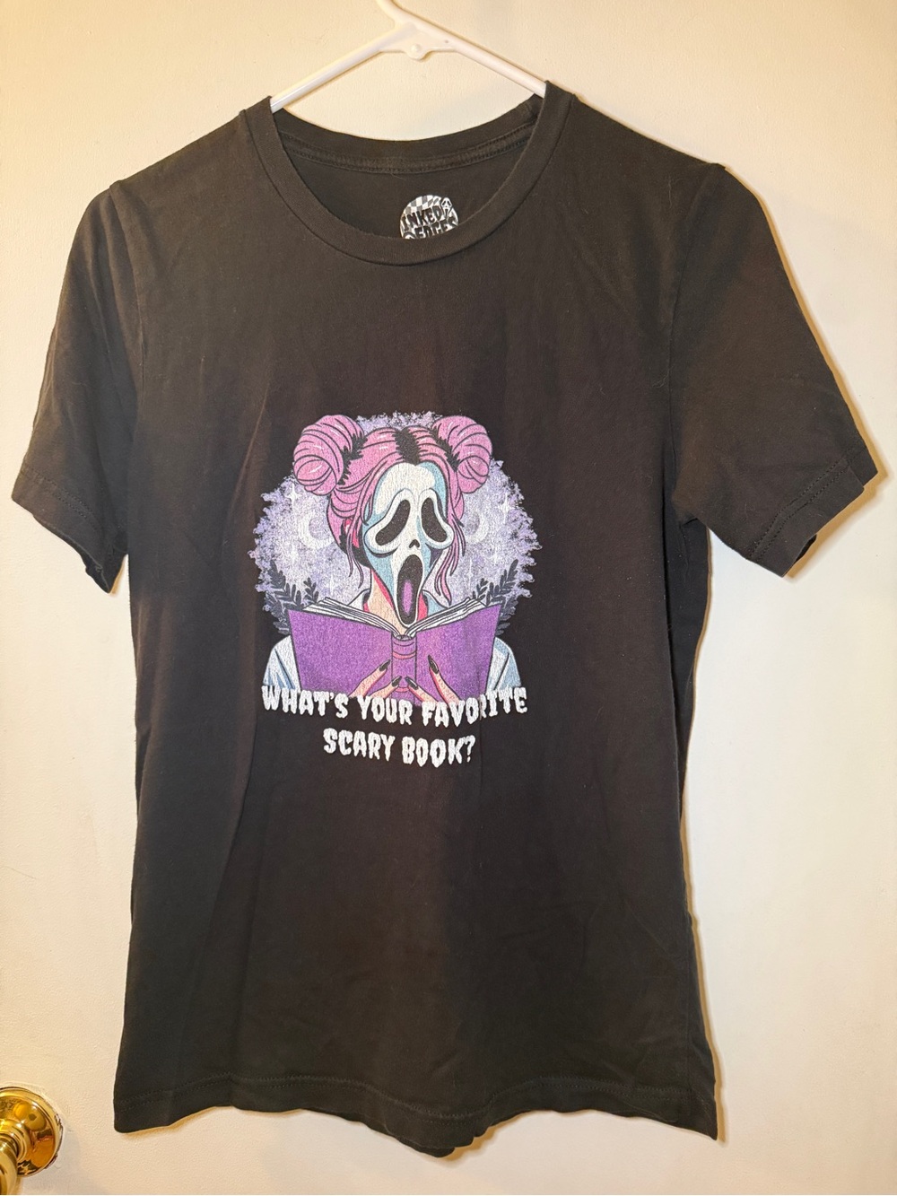 Unisex Black Bookish Ghostface Shirt - What’s Your Favorite Scary Book?